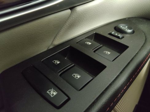 Used 2015 GMC Terrain SLT w/ Open Road Package FWD image 27