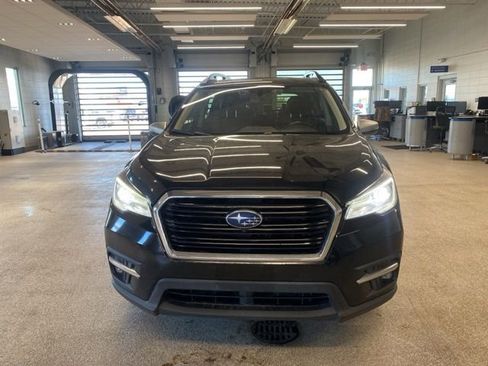 Used 2021 Subaru Ascent Touring w/ Popular Package #2 AWD/4WD image 2