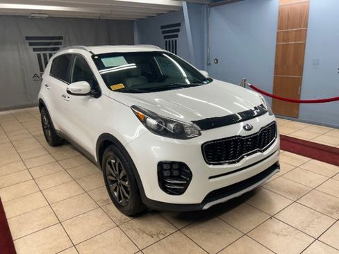 Used 2018 Kia Sportage EX w/ EX Sport Appearance Package image 6