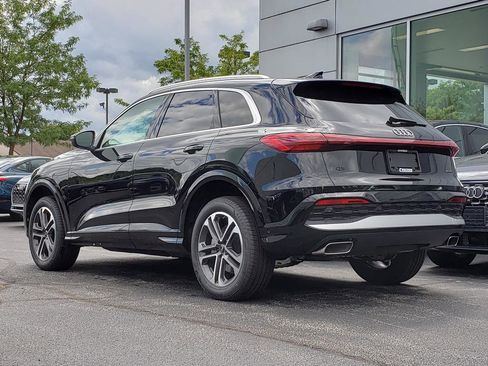 New 2025 Audi Q5 Premium image 3