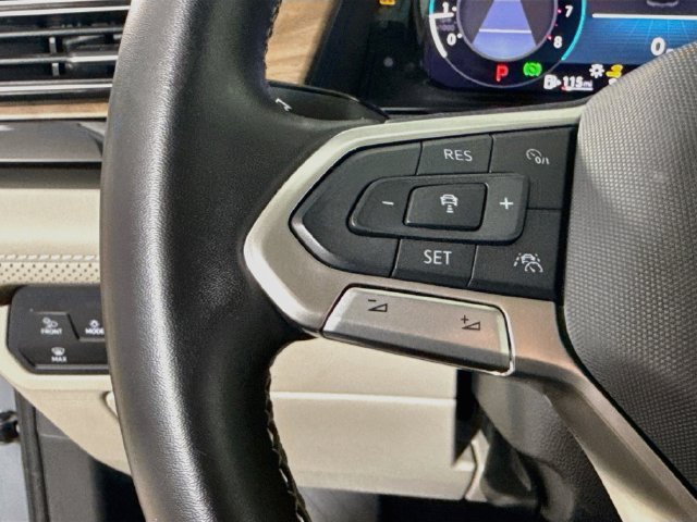 Used 2026 Volkswagen Atlas SE FWD image 13