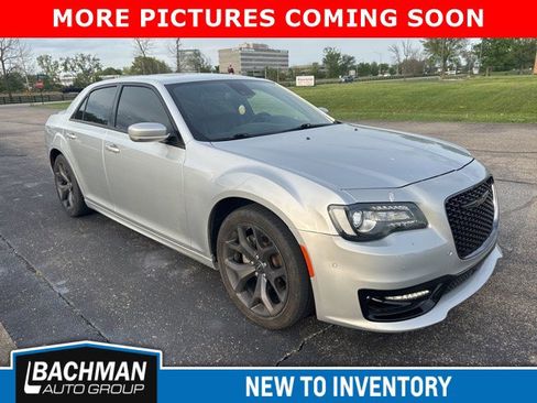 Used 2023 Chrysler 300 S w/ Comfort Group image 1