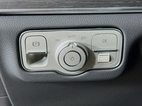 Used 2026 Mercedes-Benz GLE 350 4MATIC image 10