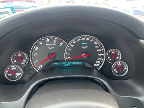 Used 2005 Chevrolet Corvette Coupe w/ Preferred Equipment Group image 18