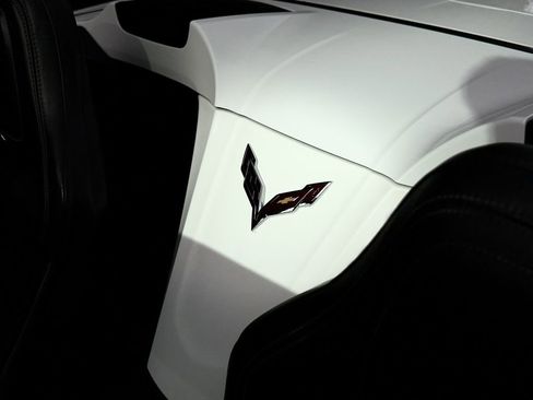 Used 2014 Chevrolet Corvette STINGRAY Z51 3LT w/ 3LT Preferred Equipment Group image 17