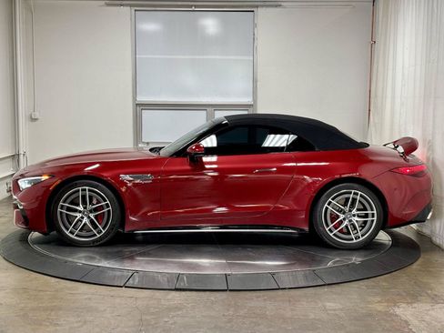 Used 2022 Mercedes-Benz SL 55 AMG 4MATIC w/ Driver Assistance Package image 13