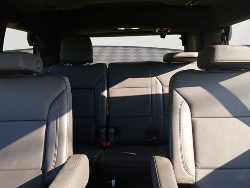 Used 2024 Chevrolet Tahoe Z71 image 20