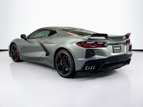 Used 2022 Chevrolet Corvette Stingray Preferred Cpe w/ Z51 Performance Package image 3
