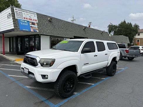 Used 2013 Toyota Tacoma PreRunner w/ SR5 Pkg RWD image 1