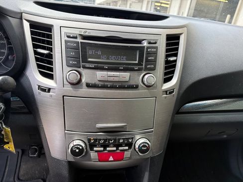 Used 2013 Subaru Legacy 2.5i Sport AWD/4WD image 22