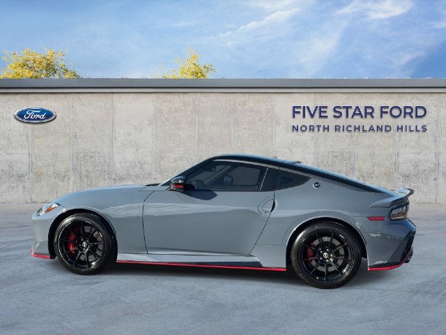 Used 2024 Nissan Z NISMO w/ Floor Mat Package RWD image 5