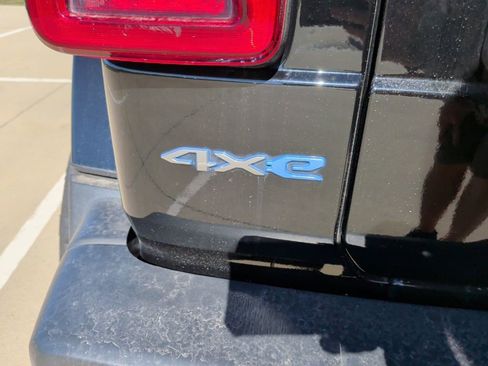 Used 2021 Jeep Wrangler Unlimited Sahara 4xe image 49