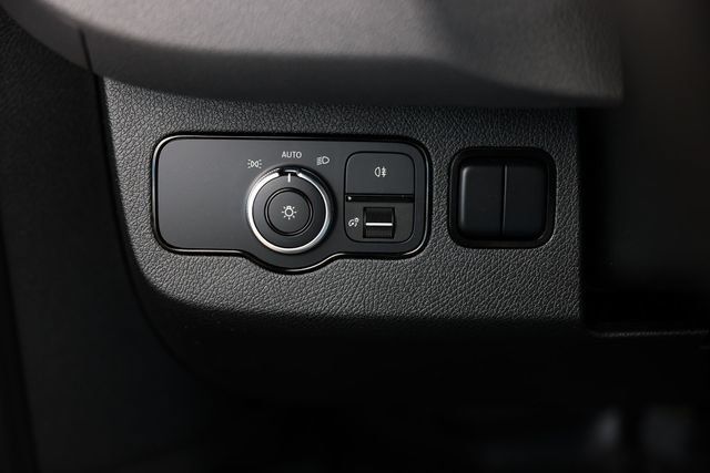 Used 2020 Mercedes-Benz Sprinter 2500 image 55