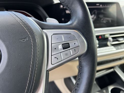 Used 2022 BMW X7 xDrive40i w/ Premium Package AWD/4WD image 29