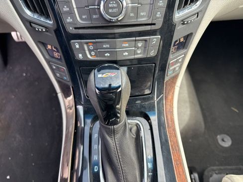 Used 2011 Cadillac CTS V image 19