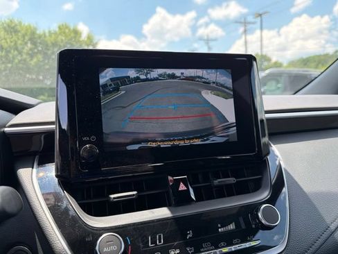 Used 2024 Toyota Corolla SE FWD image 17