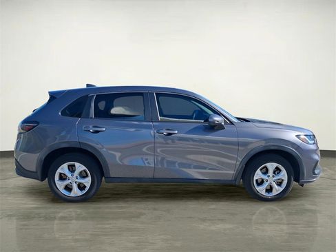 Certified 2023 Honda HR-V LX image 6