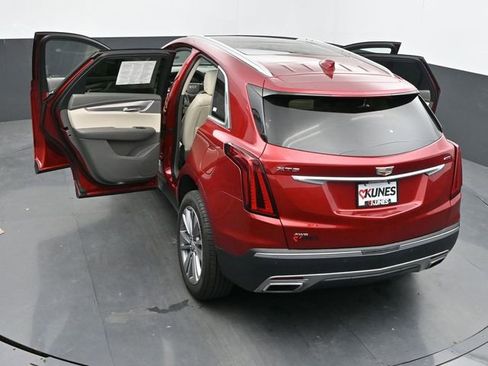 Used 2025 Cadillac XT5 Premium Luxury AWD/4WD image 67