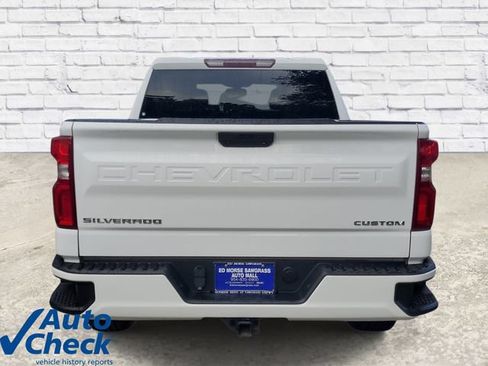 Certified 2021 Chevrolet Silverado 1500 Custom RWD image 3