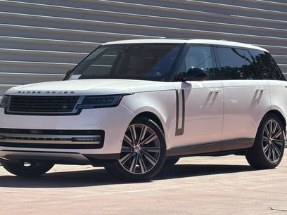 Used 2023 Land Rover Range Rover Long Wheelbase SE