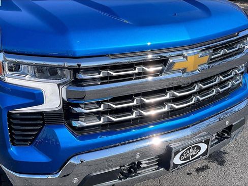 Used 2022 Chevrolet Silverado 1500 LTZ image 30