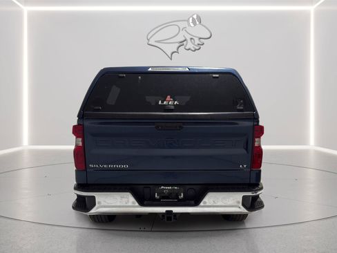 Used 2022 Chevrolet Silverado 1500 LT w/ Safety Package AWD/4WD image 4