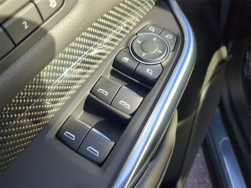 Used 2023 Cadillac XT4 Sport image 17