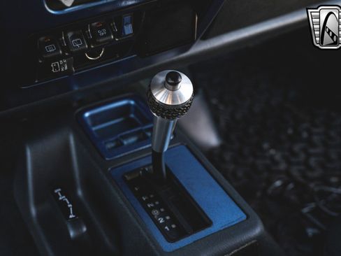 Used 2004 Jeep Wrangler 4WD image 24