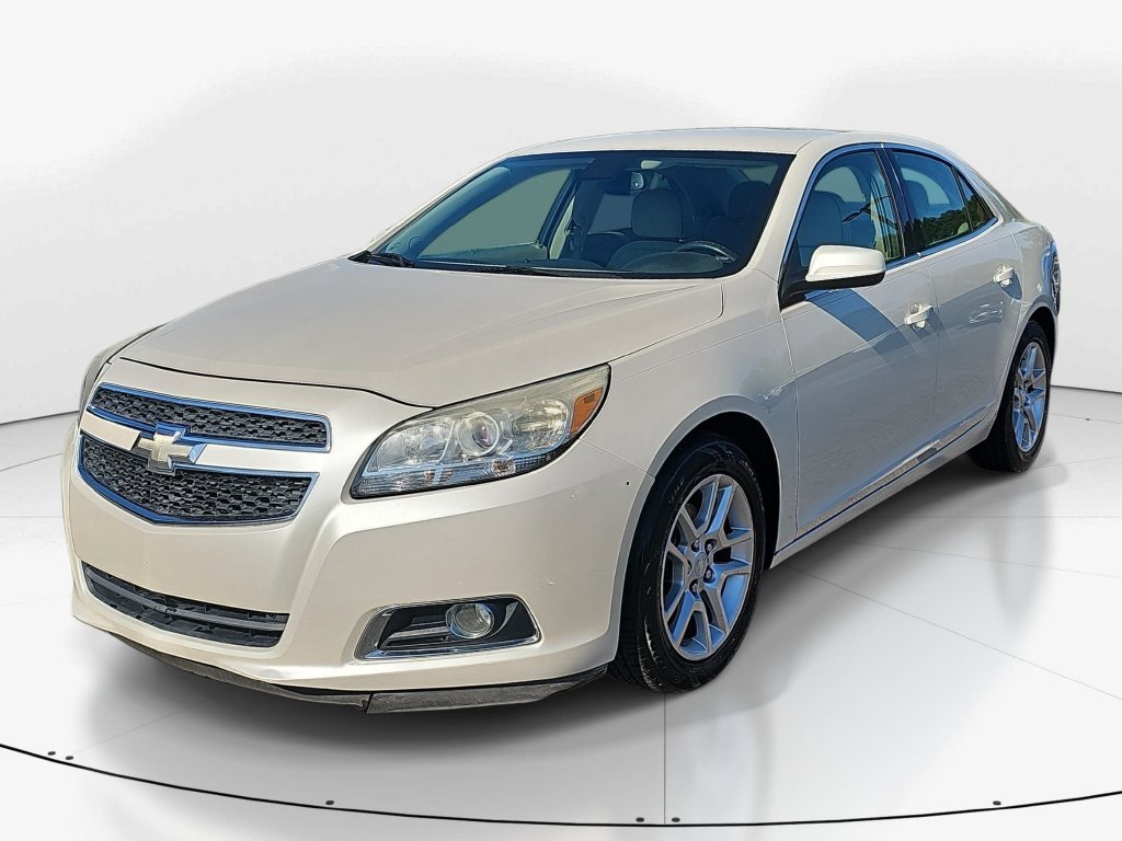 Used 2013 Chevrolet Malibu Eco w/ Navigation Package FWD image 11