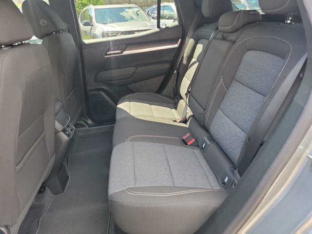 New 2027 GMC Terrain Elevation FWD image 9