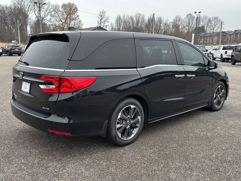 Used 2024 Honda Odyssey Elite image 3