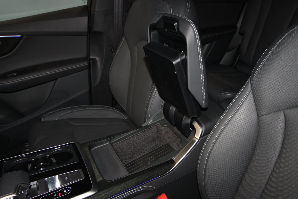 Used 2025 Audi Q7 3.0T Prestige w/ Prestige Package AWD/4WD image 21