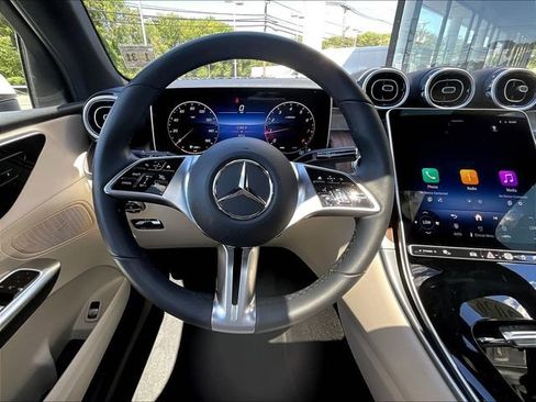 Used 2026 Mercedes-Benz GLC 300 4MATIC image 10