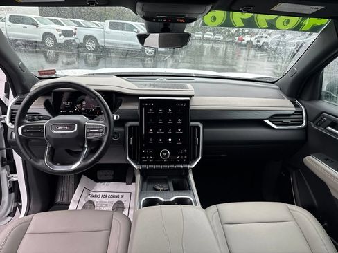 Used 2026 GMC Acadia Elevation w/ Elevation Premium Package AWD/4WD image 27