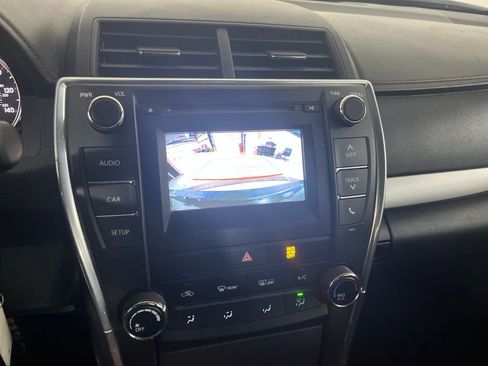 Used 2017 Toyota Camry SE image 67