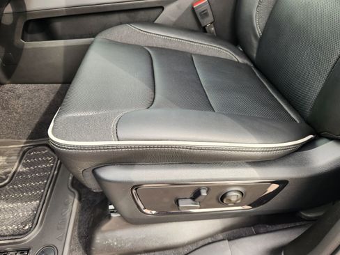 New 2026 RAM 1500 Limited w/ Night Edition AWD/4WD image 20