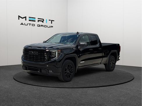 Used 2025 GMC Sierra 1500 4x4 Double Cab Elevation image 4