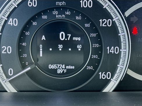 Used 2017 Honda Accord Touring image 8