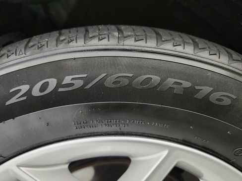 Used 2023 Kia Soul S FWD image 32