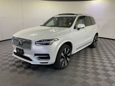 Certified 2024 Volvo XC90 T8 Ultimate w/ Protection Package Premier AWD/4WD image 1