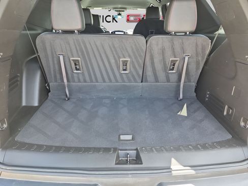 Used 2022 Chevrolet Traverse RS FWD image 44