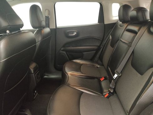 Used 2019 Jeep Compass Latitude w/ Popular Equipment Group image 18