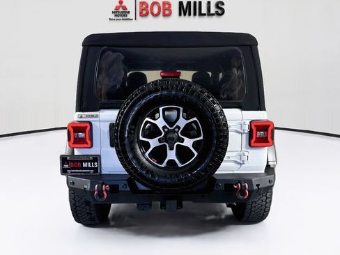 Used 2021 Jeep Wrangler Rubicon AWD/4WD image 6