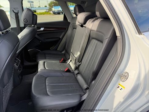 Used 2019 Audi Q5 2.0T Premium AWD/4WD image 16