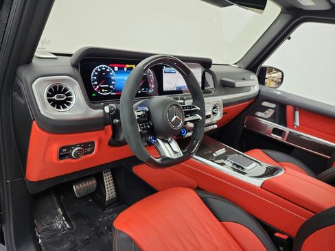 Used 2025 Mercedes-Benz G 63 AMG 4MATIC image 9
