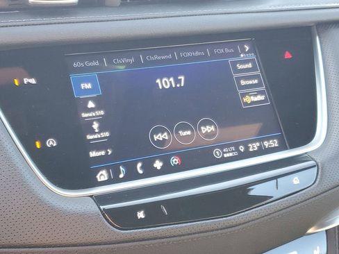 Used 2023 Cadillac XT5 Luxury image 16