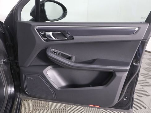 Used 2022 Porsche Macan GTS w/ Premium Package Plus image 26