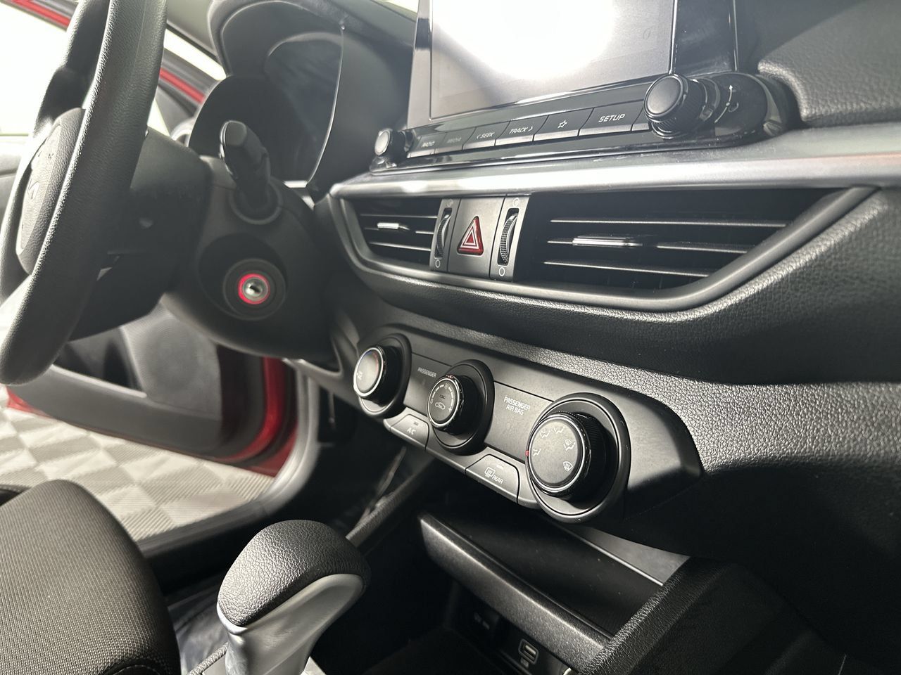 Certified 2023 Kia Forte LXS w/ LXS Technology Package FWD image 15