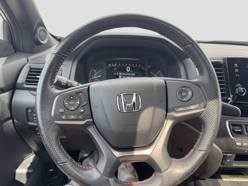 Used 2023 Honda Passport TrailSport image 17
