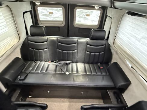 Used 2013 Mercedes-Benz Sprinter 3500 image 77